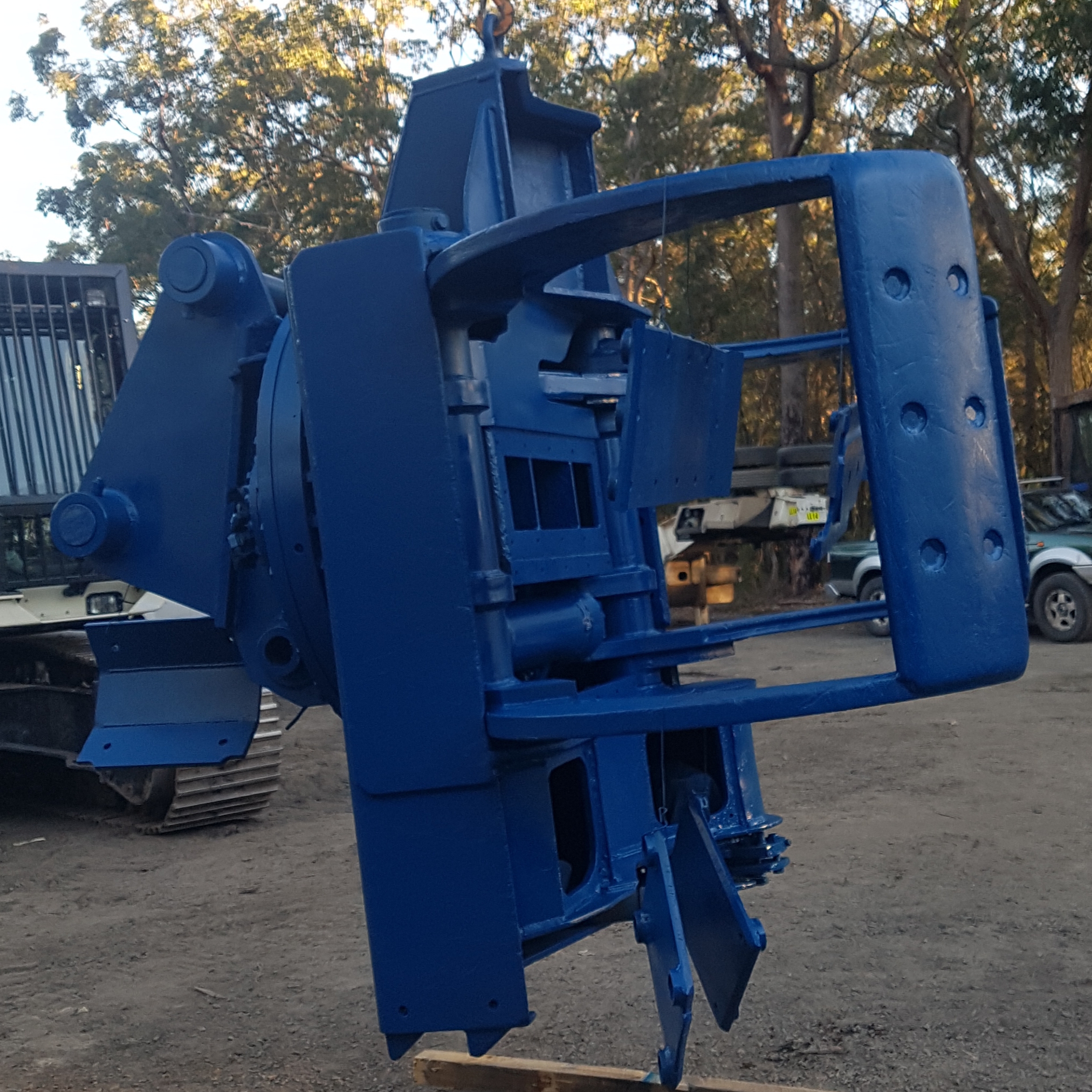 Excavators Tree WorkGrindingExcavatorsLand ClearingHarvester